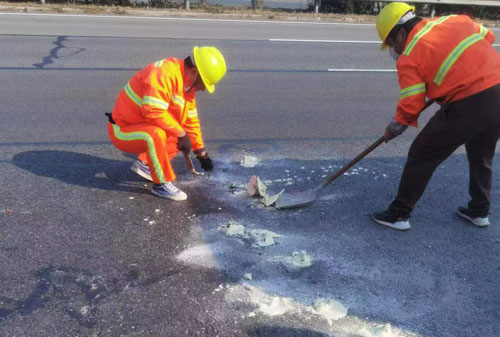 巫山公路下沉注浆加固